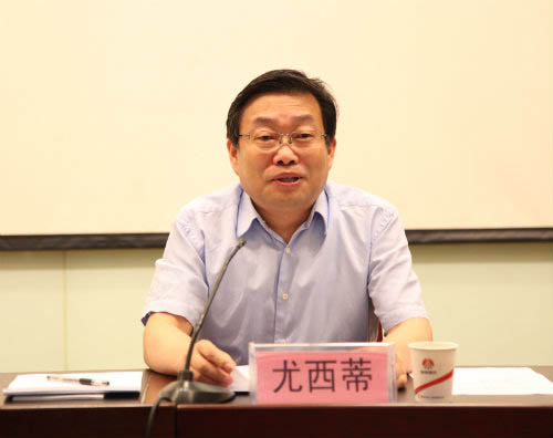 新班子上任一個(gè)月，看他們都忙了些啥？