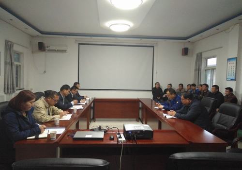 設(shè)備租賃中心召開干部大會宣布主要領(lǐng)導任免決定