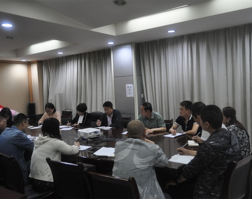 路橋分公司認(rèn)真?zhèn)鬟_(dá)集團(tuán)兩個會議精神