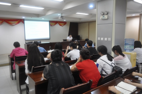 陜煤建設(shè)路橋分公司開(kāi)班專治“新聞報(bào)道”疑難雜癥