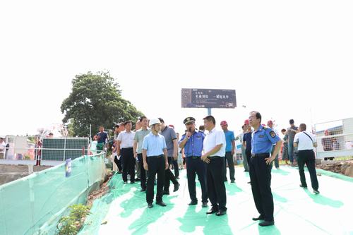 渭南市領(lǐng)導(dǎo)率團(tuán)深入陜煤建設(shè)渭南分公司禮悅閣項(xiàng)目對標(biāo)學(xué)習(xí)