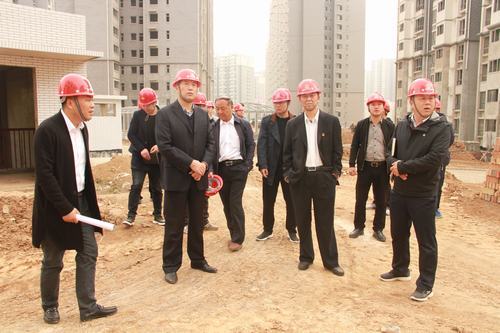 精誠合作 緊密配合 共同推進(jìn)銅煤1#2#小區(qū)建設(shè)