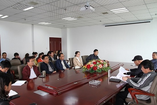 陜煤建設(shè)設(shè)計研究院認(rèn)真?zhèn)鬟_(dá)學(xué)習(xí)三季度追趕超越點評會和市場開發(fā)工作會精神