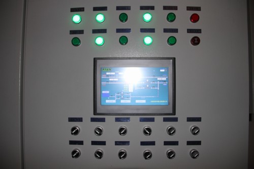 陜煤建設(shè)銅煤公司全力以赴實(shí)現(xiàn)銅煤1#、2#住宅小區(qū)正常供暖