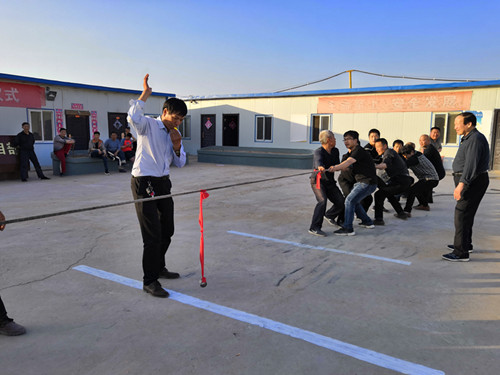 陜煤建設(shè)礦建三公司曹家灘項(xiàng)目部開展慶“五一”迎“五四”文體活動(dòng)