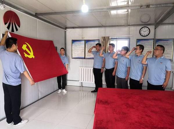 陜煤建設(shè)掘進(jìn)公司:運(yùn)用多個(gè)載體推動(dòng)支部建設(shè)上臺(tái)階