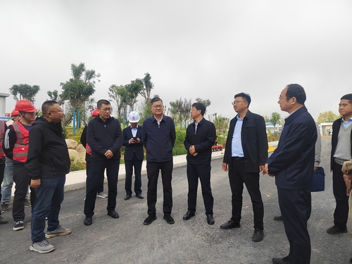 榆林市委副書(shū)記、市委黨校校長(zhǎng)李雄斌一行蒞臨榆林市委黨校新校區(qū)建設(shè)項(xiàng)目檢查指導(dǎo)工作