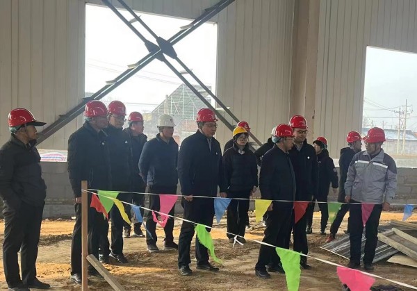 陜煤集團副總經理杜平一行蒞臨韓城煤矸石項目檢查指導工作