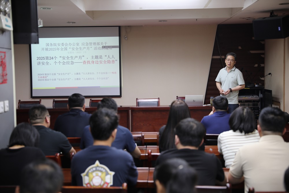 陜煤建設路橋分公司以宣傳為墨，繪就安全發(fā)展新圖景