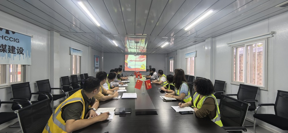 陜煤建設銅煤公司基層黨支部：主題黨日為項目建設“保駕護航”