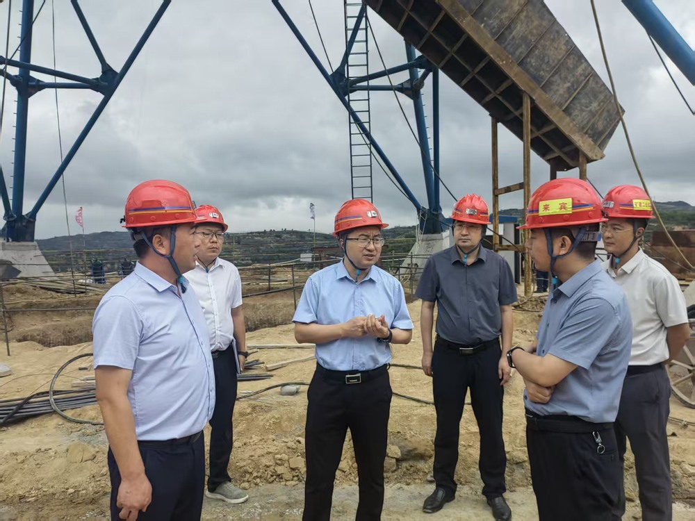 韓城礦業(yè)公司領導吳杰蒞臨陜煤建設礦建二公司檢查指導工作